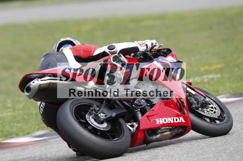 Archiv-2025/36 27.07.2025 PROMAX  ADR/Gruppe gruen/unklar